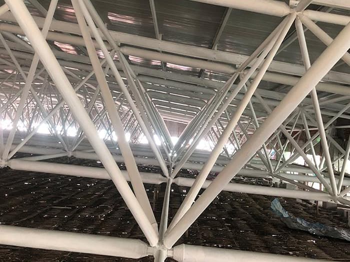 阿克苏大型螺栓球网架施工厂家